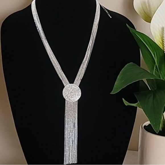 Natasha silver rhinestones long adiustable necklace 18 strands - Picture 4 of 16